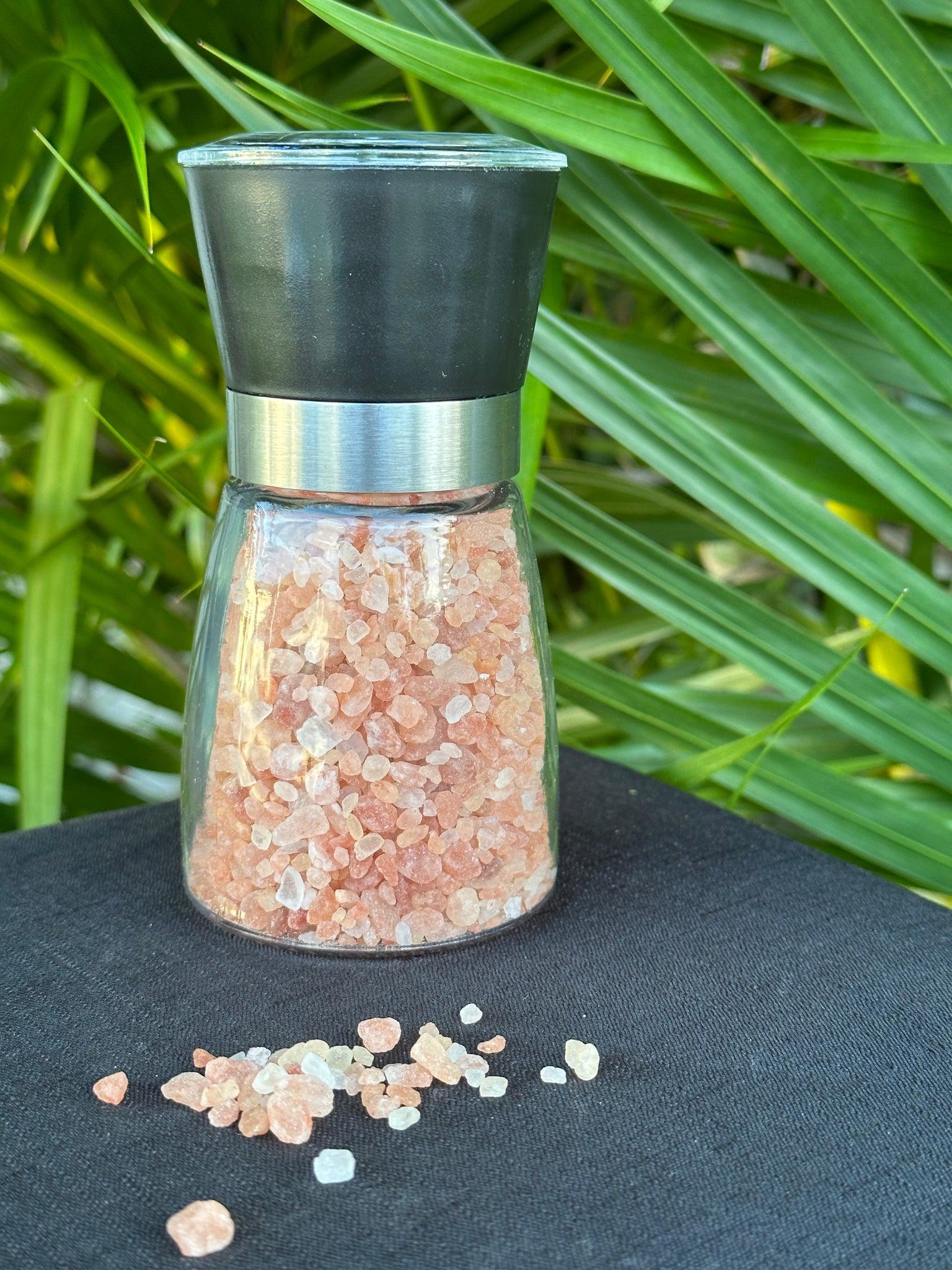 Himalayan salt outlet